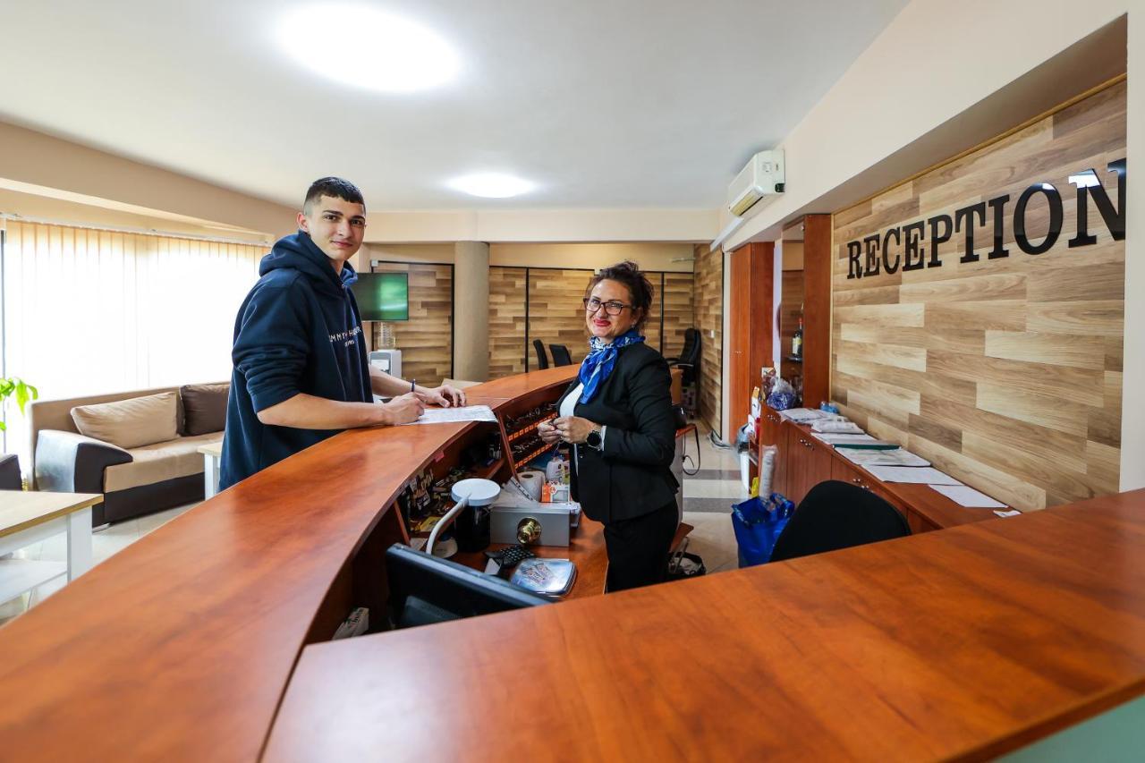 Family Hotel Gotse Delchev Exterior photo